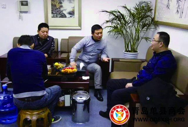 商会办公室主任去北京在京青年联合会参观学习 