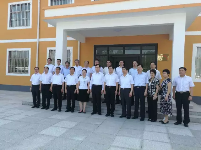 曹会长跟随省委常委、市委书记张江汀在菏泽考察扶贫协作工作