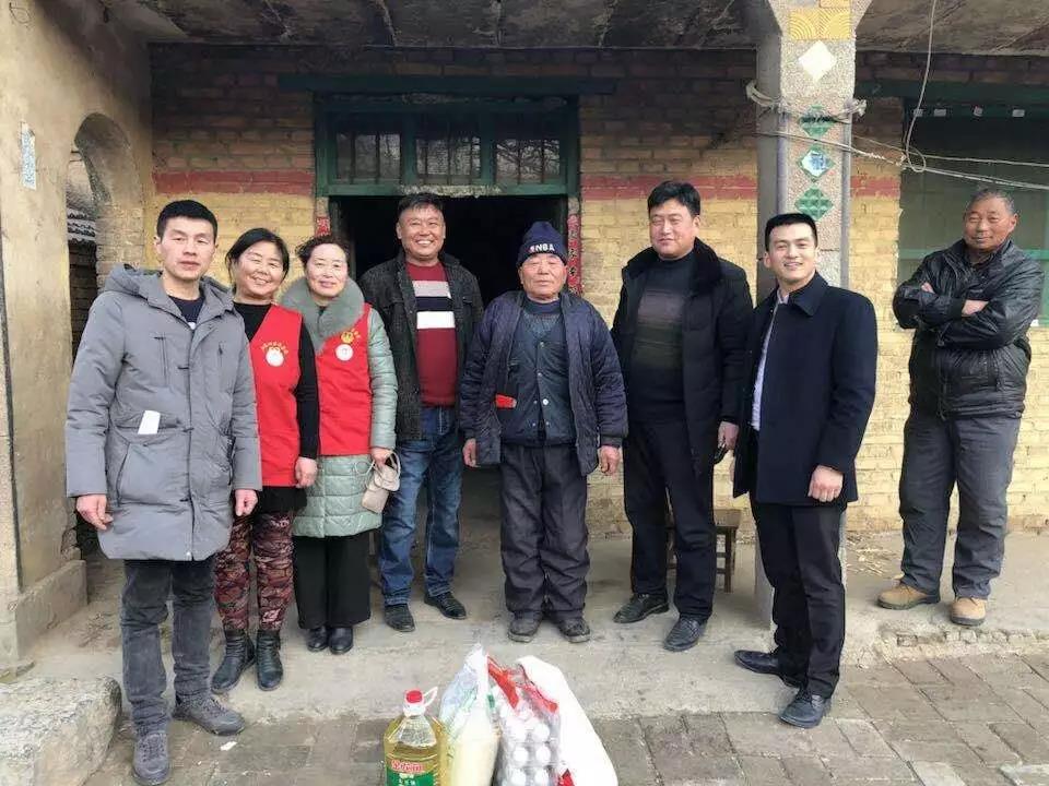 单县商会善行助家乡，爱心暖夕阳 