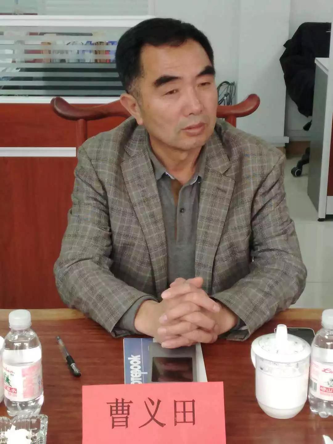 青岛单县商会党支部召开组织生活会