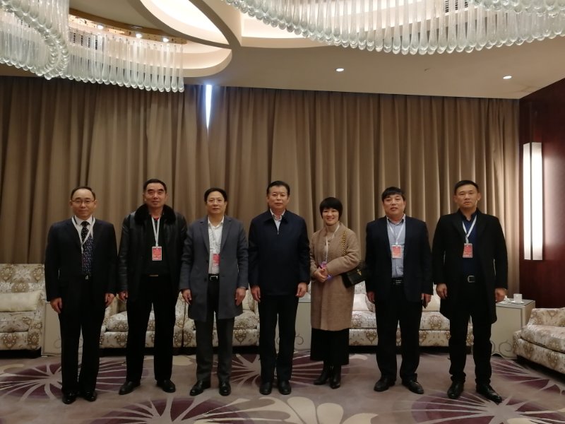 曹会长受邀参加全国菏泽商会联盟2019年企业家座谈会