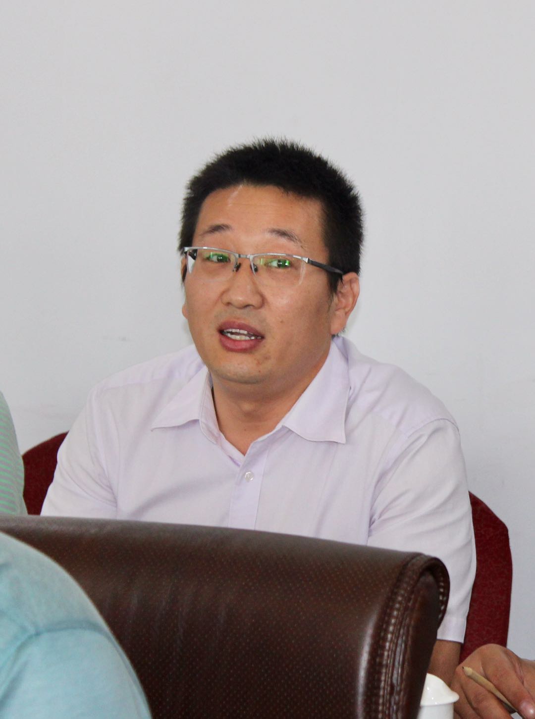 由单县县委县政府、工商联组织的＂埠外单县部分商会党建和返乡创业座谈会＂在青岛召开 