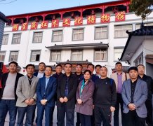 以创新务实    促商会发展