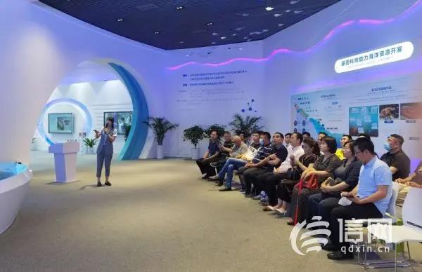 青岛单县商会召开党支部会议 庆祝建党九十九周年